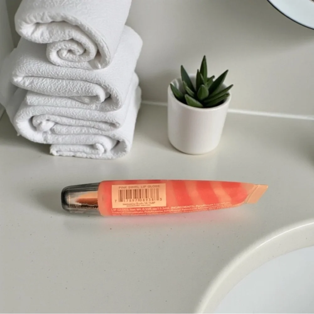 3/$20 Sweet Shimmer Pink Swirl Lip gloss New and Sealed